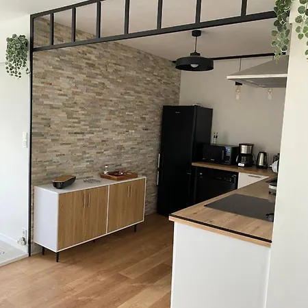 Апартаменти Chez Tibe